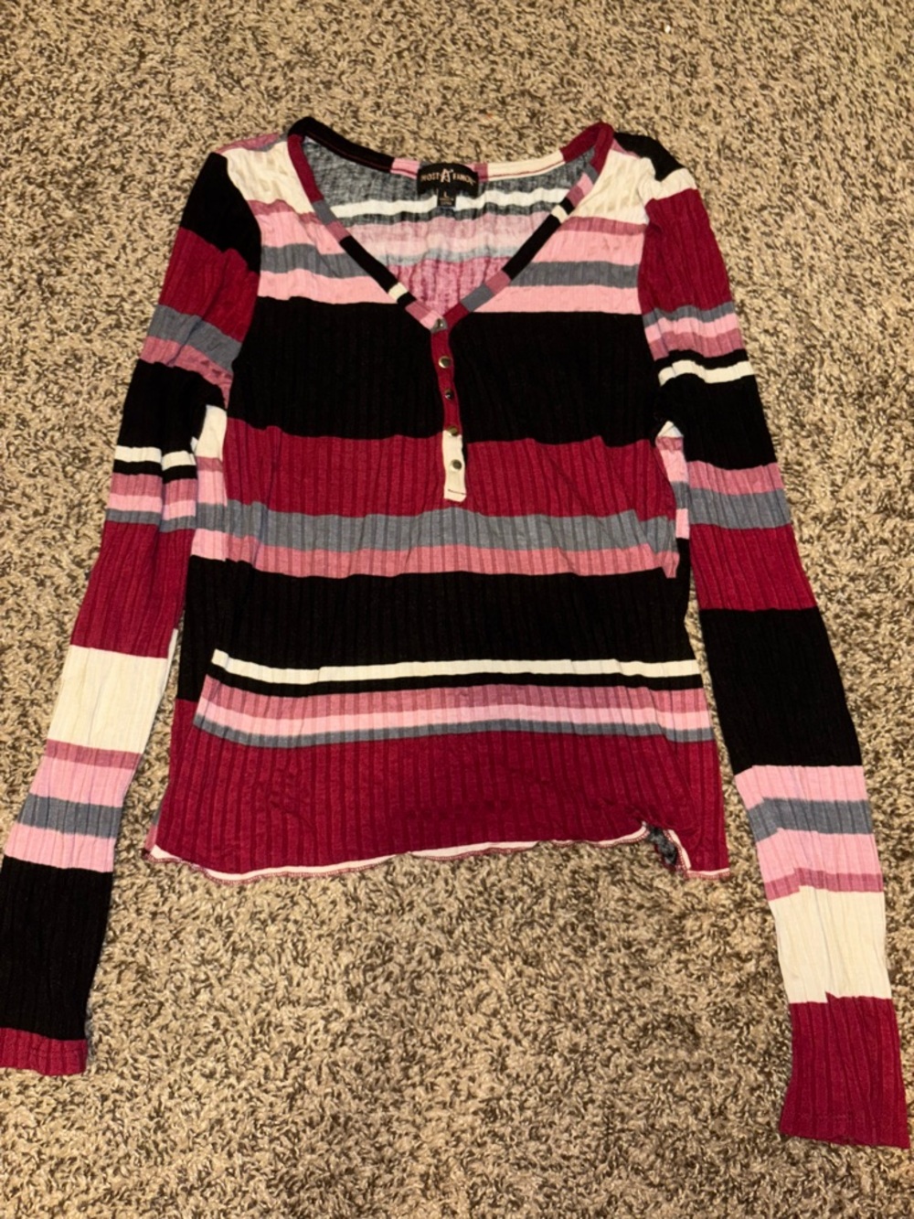 Almost famous stripped ribbed sweater